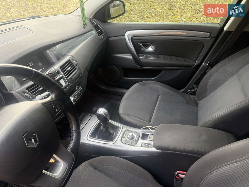 Лифтбек Renault Laguna 2010 в Киеве фото 9 Лифтбек Renault Laguna 2010 в Киеве