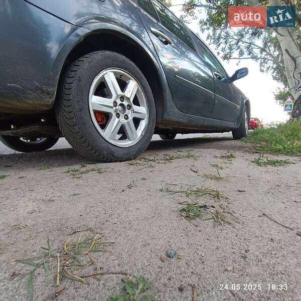 Универсал Renault Laguna 2001 в Днепре