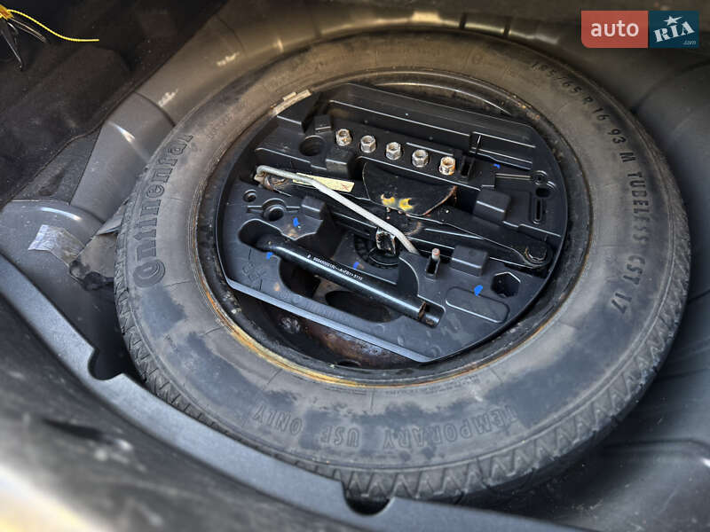 Купе Renault Laguna 2011 в Киеве фото 21 Купе Renault Laguna 2011 в Киеве