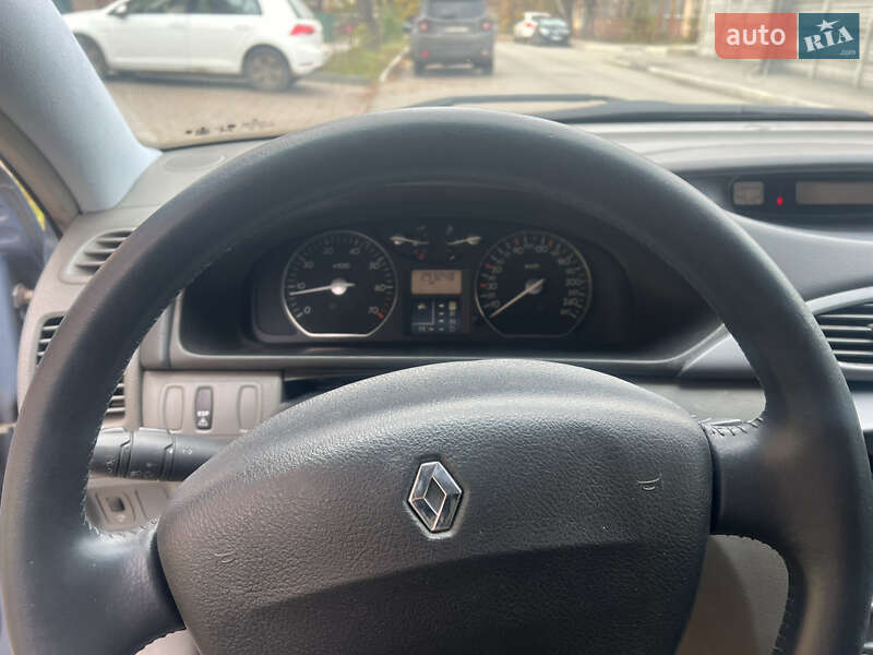 Универсал Renault Laguna 2003 в Сумах фото 15 Универсал Renault Laguna 2003 в Сумах