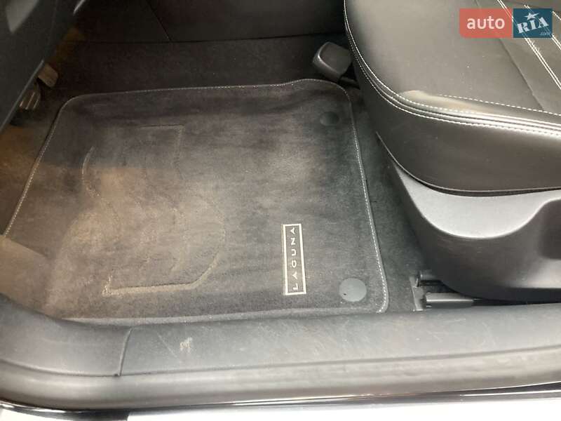 Лифтбек Renault Laguna 2012 в Киеве