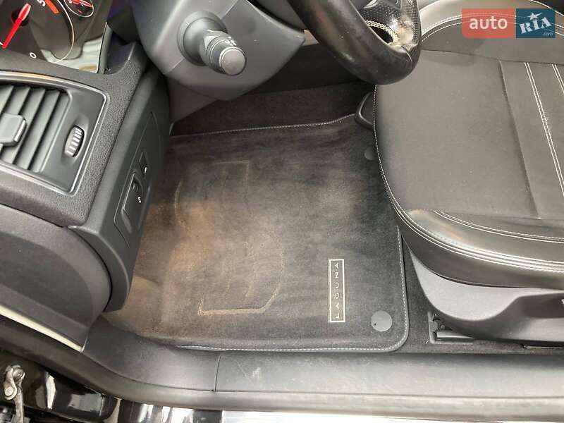 Лифтбек Renault Laguna 2012 в Киеве