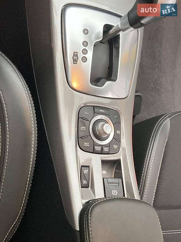 Лифтбек Renault Laguna 2012 в Киеве