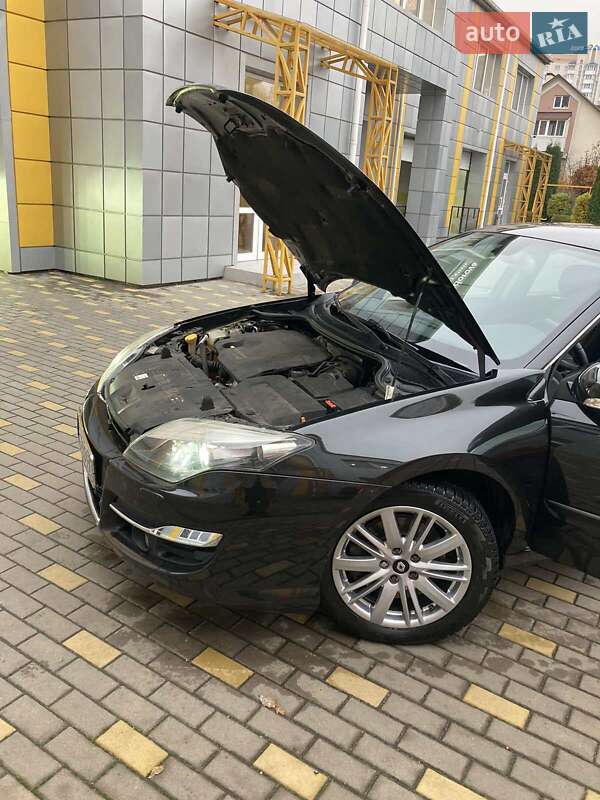 Лифтбек Renault Laguna 2012 в Киеве