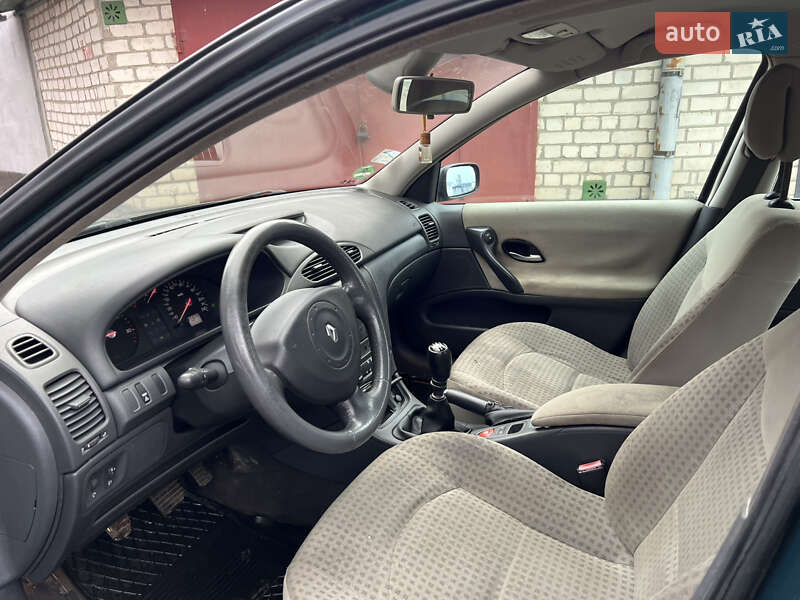 Лифтбек Renault Laguna 2003 в Житомире