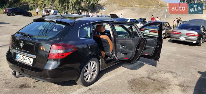 Универсал Renault Laguna 2010 в Киеве