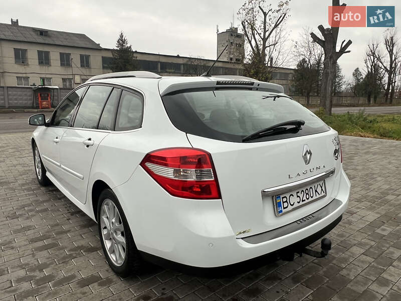 Універсал Renault Laguna 2010 в Лопатині