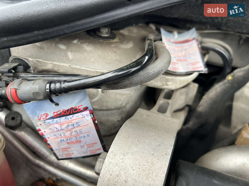 Універсал Renault Laguna 2010 в Лопатині