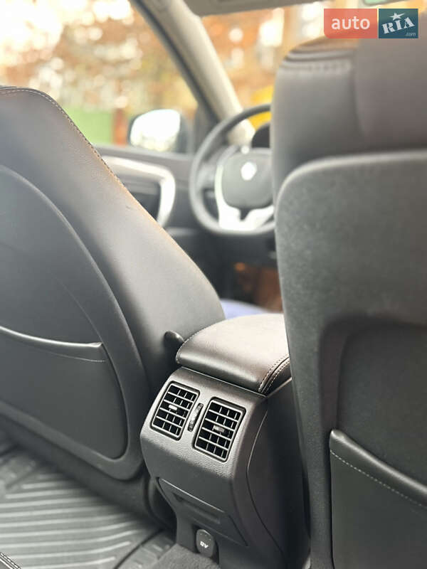 Универсал Renault Laguna 2011 в Тернополе