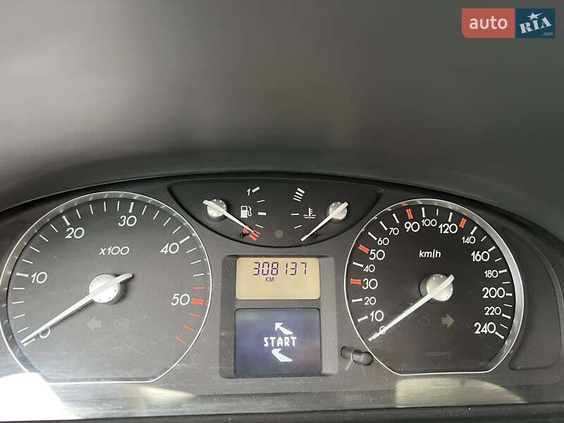 Універсал Renault Laguna 2003 в Тернополі