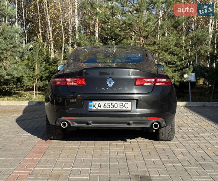 Купе Renault Laguna 2011 в Киеве