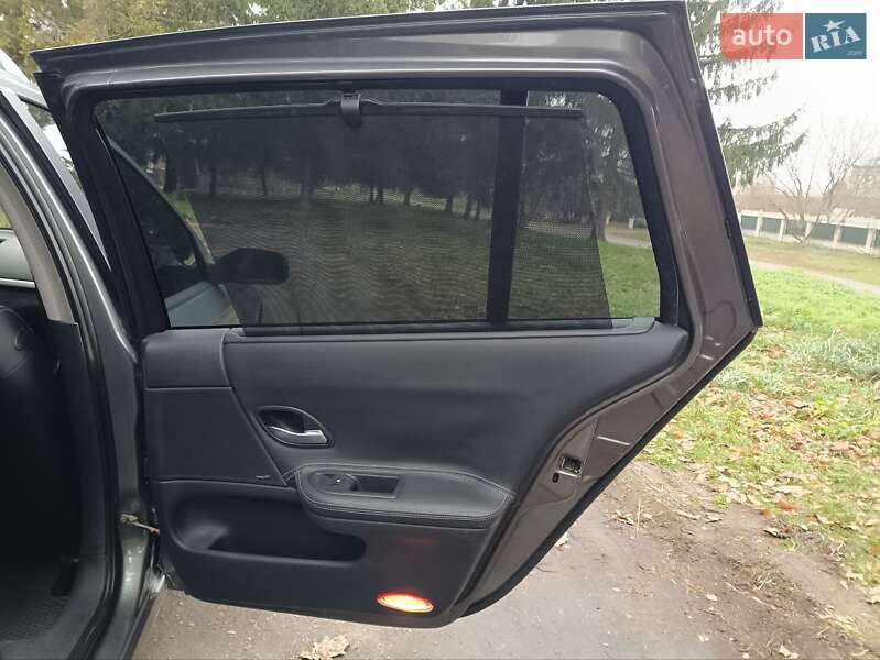 Універсал Renault Laguna 2006 в Дубні фото 56 Універсал Renault Laguna 2006 в Дубні