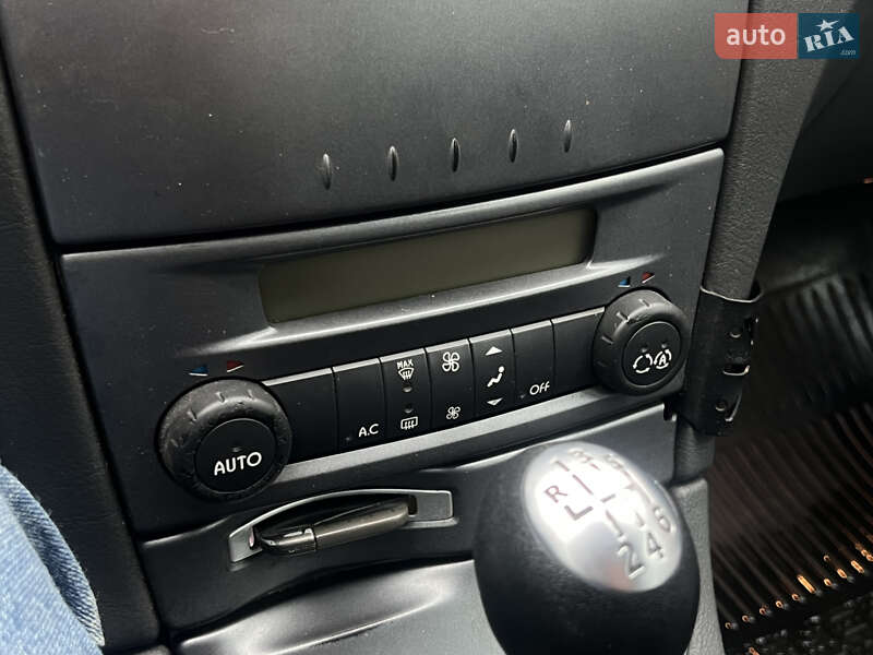 Универсал Renault Laguna 2003 в Тернополе фото 25 Универсал Renault Laguna 2003 в Тернополе