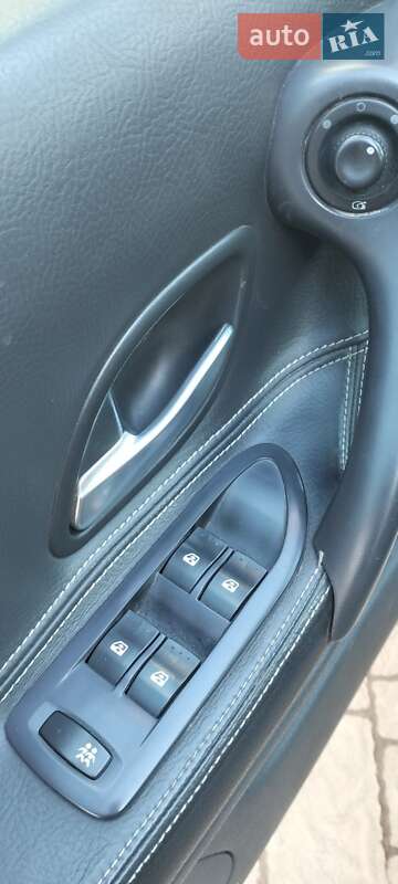 Ліфтбек Renault Laguna 2004 в Львові фото 8 Ліфтбек Renault Laguna 2004 в Львові