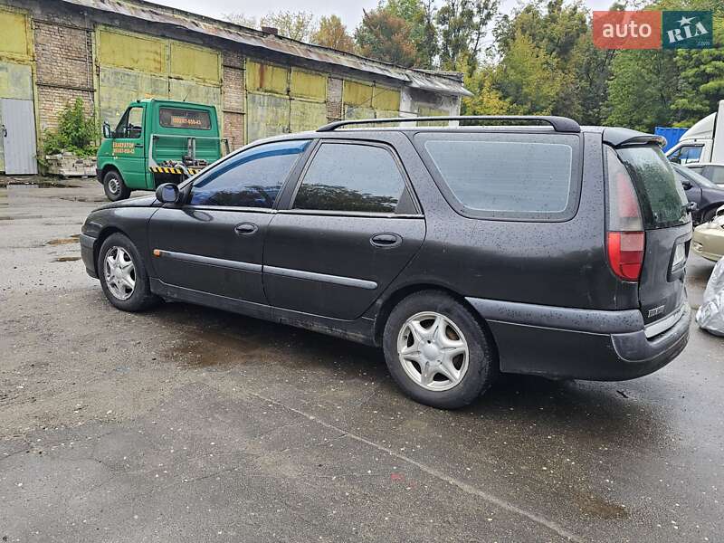Универсал Renault Laguna 1997 в Киеве
