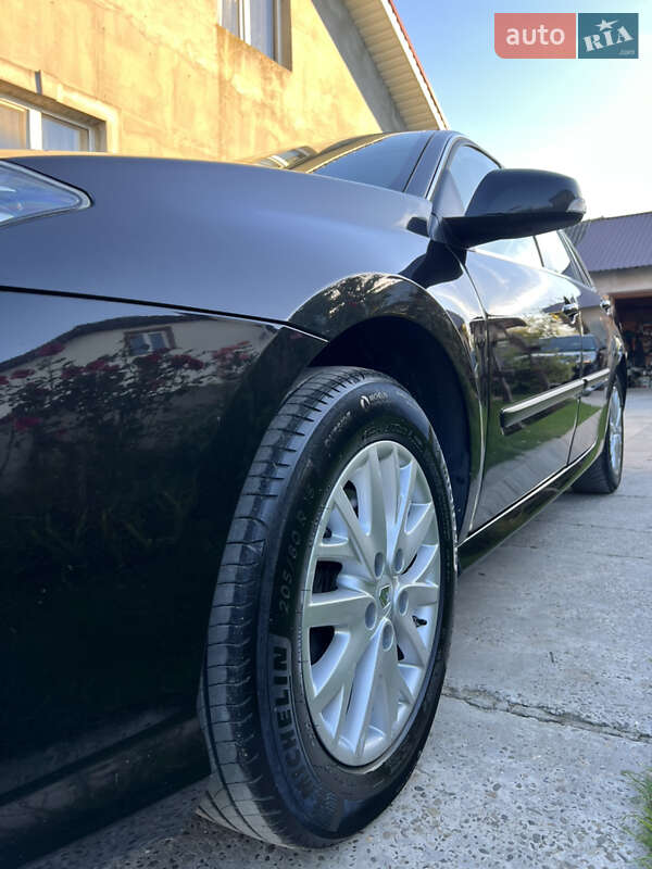 Универсал Renault Laguna 2015 в Копычинце фото 11 Универсал Renault Laguna 2015 в Копычинце