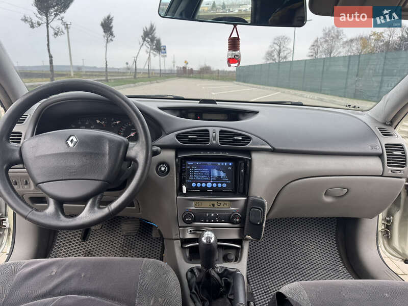 Лифтбек Renault Laguna 2002 в Красилове фото 7 Лифтбек Renault Laguna 2002 в Красилове