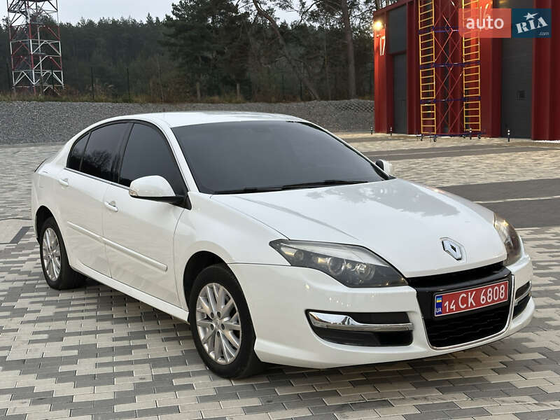 Лифтбек Renault Laguna 2015 в Львове