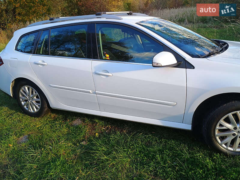 Універсал Renault Laguna 2013 в Кропивницькому