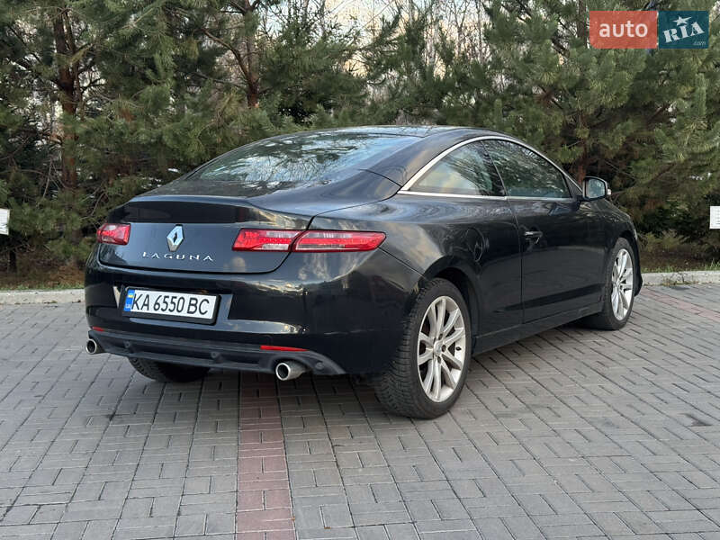 Купе Renault Laguna 2011 в Киеве