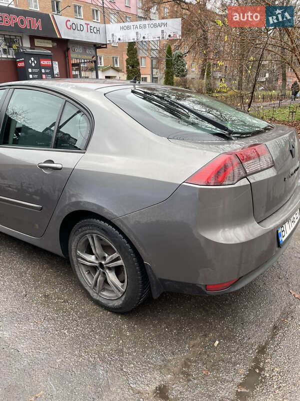 Лифтбек Renault Laguna 2009 в Полтаве