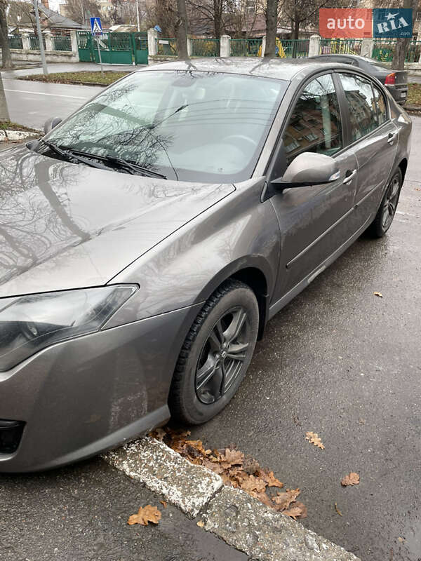 Лифтбек Renault Laguna 2009 в Полтаве