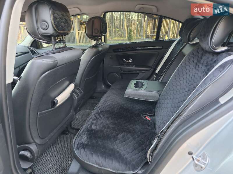 Лифтбек Renault Laguna 2011 в Ивано-Франковске фото 11 Лифтбек Renault Laguna 2011 в Ивано-Франковске