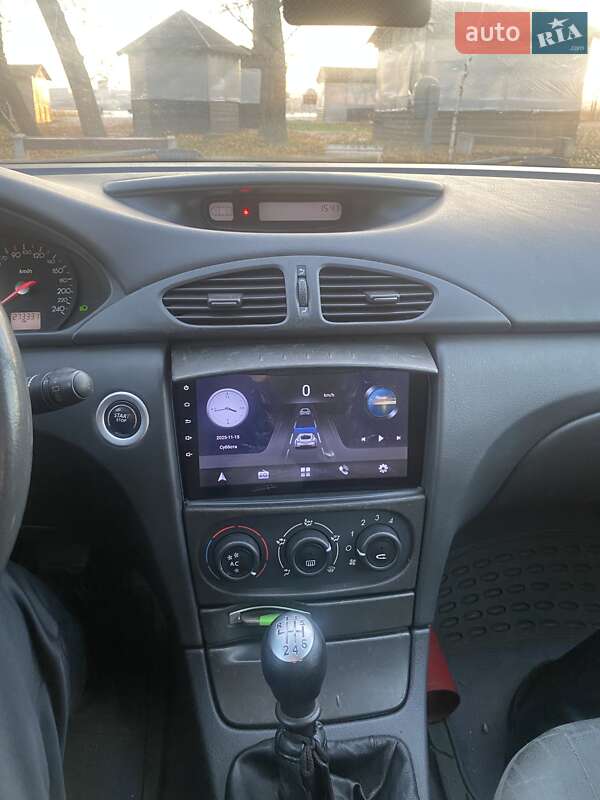 Лифтбек Renault Laguna 2003 в Днепре