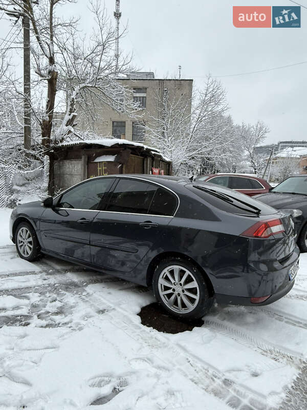 Лифтбек Renault Laguna 2011 в Львове