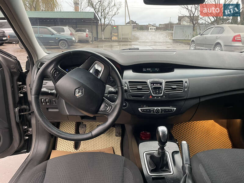 Лифтбек Renault Laguna 2008 в Теофиполе