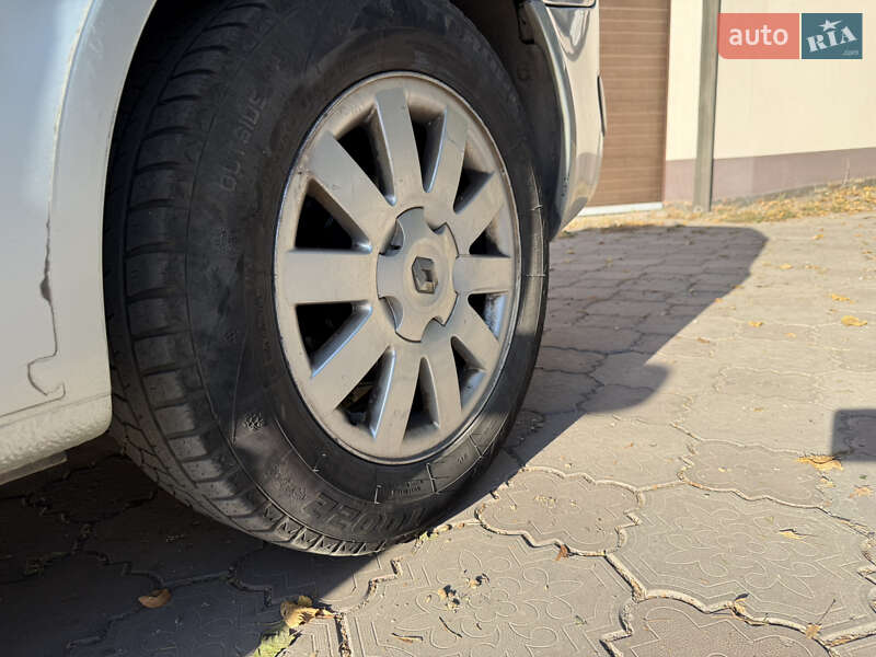 Универсал Renault Laguna 2002 в Днепре