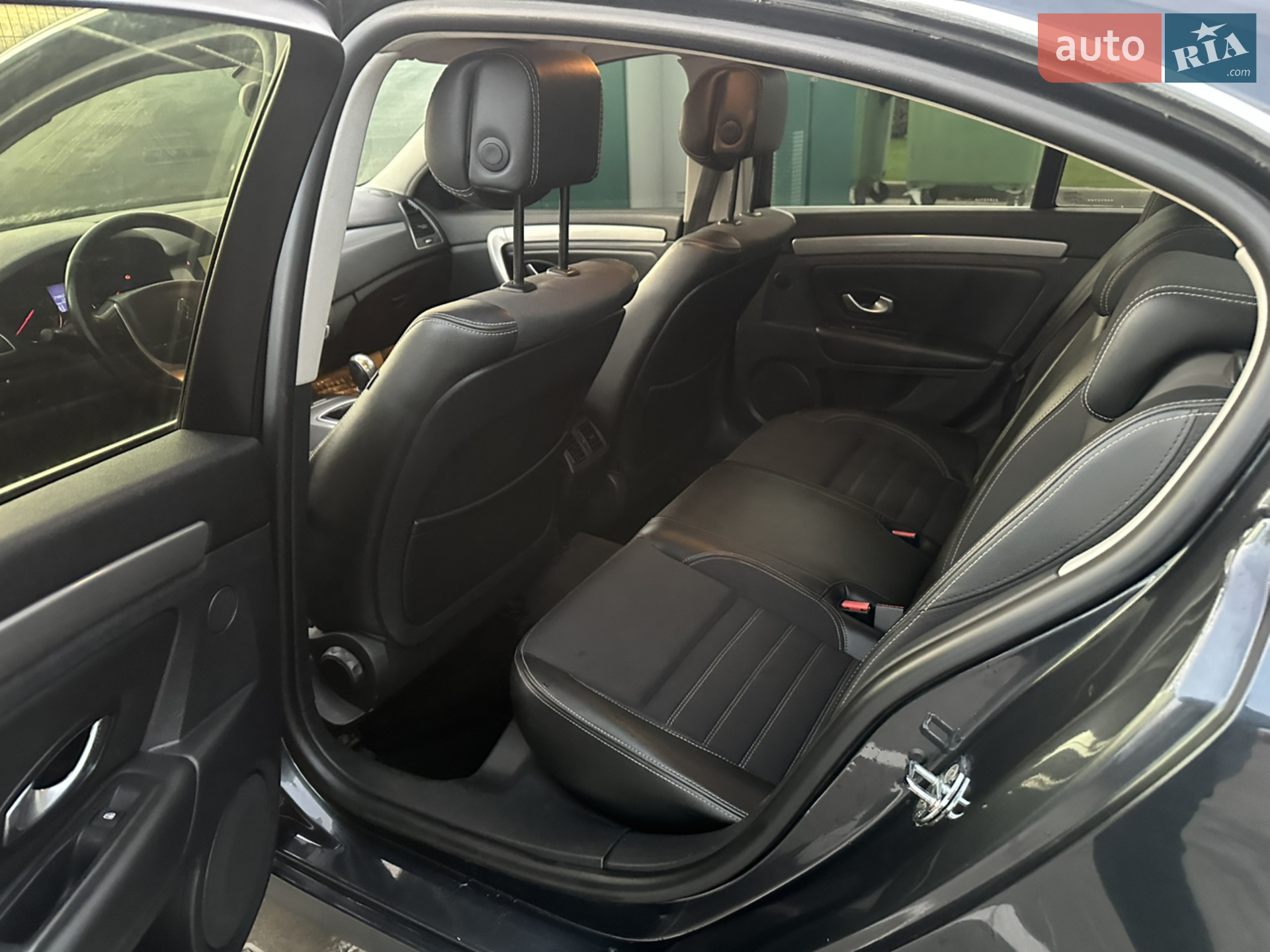 2010 Renault Laguna - мініатюра 21
