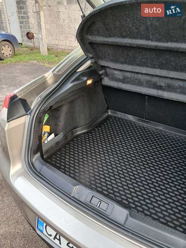 Лифтбек Renault Laguna 2008 в Черкассах