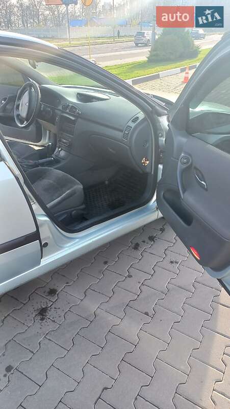 Ліфтбек Renault Laguna 2005 в Києві фото 8 Ліфтбек Renault Laguna 2005 в Києві