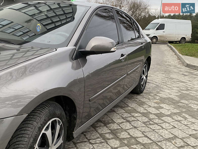 Ліфтбек Renault Laguna 2008 в Новояворівську