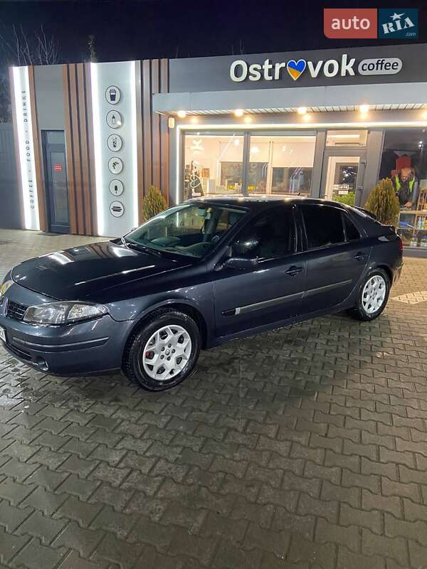 Ліфтбек Renault Laguna 2005 в Чернівцях