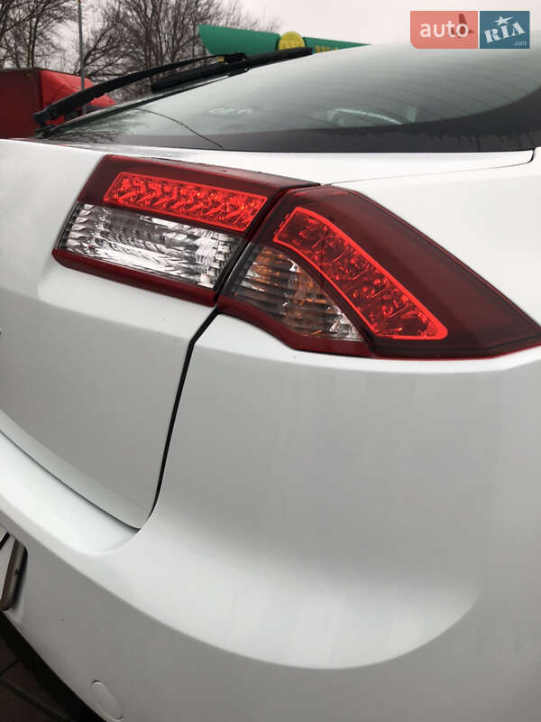 Ліфтбек Renault Laguna 2014 в Києві фото 24 Ліфтбек Renault Laguna 2014 в Києві