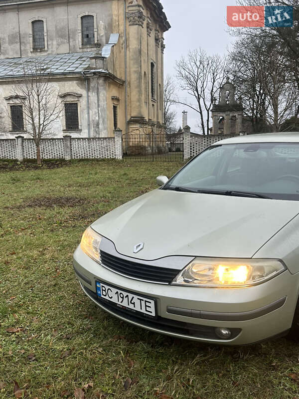 Лифтбек Renault Laguna 2001 в Львове