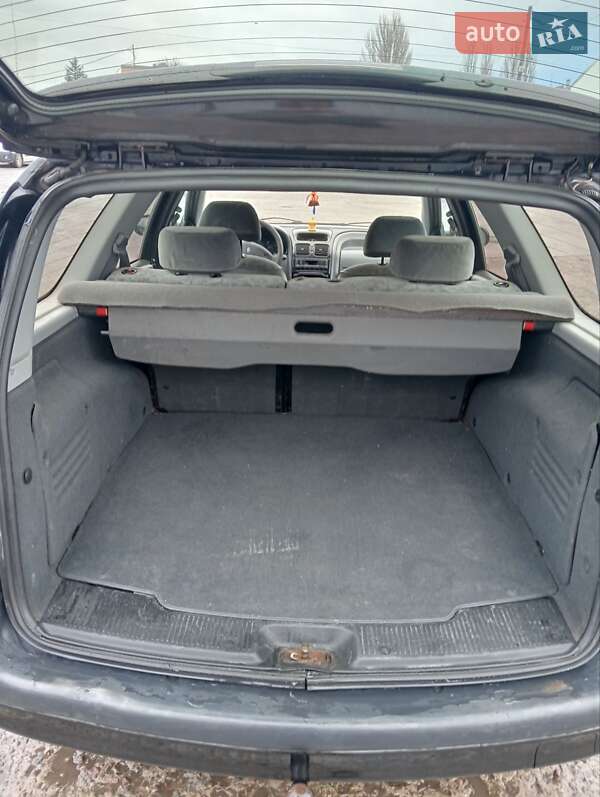 Универсал Renault Laguna 1996 в Ровно