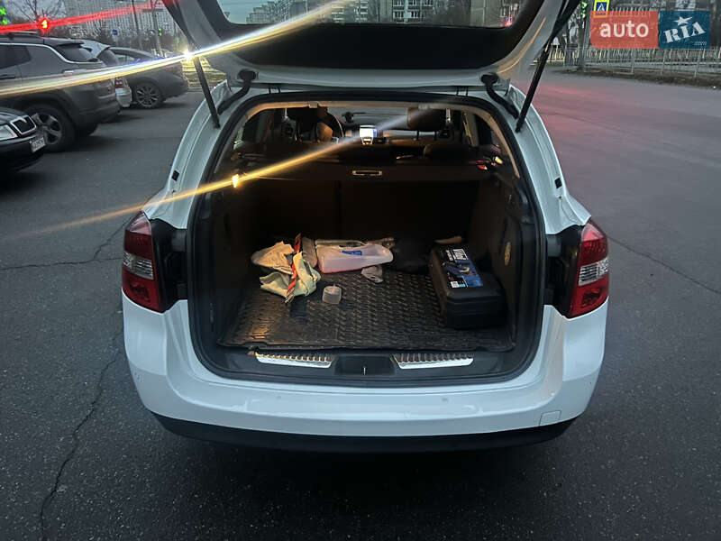 Універсал Renault Laguna 2010 в Києві