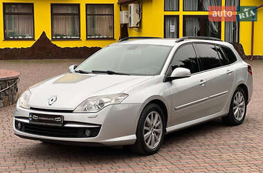 Универсал Renault Laguna 2010 в Староконстантинове