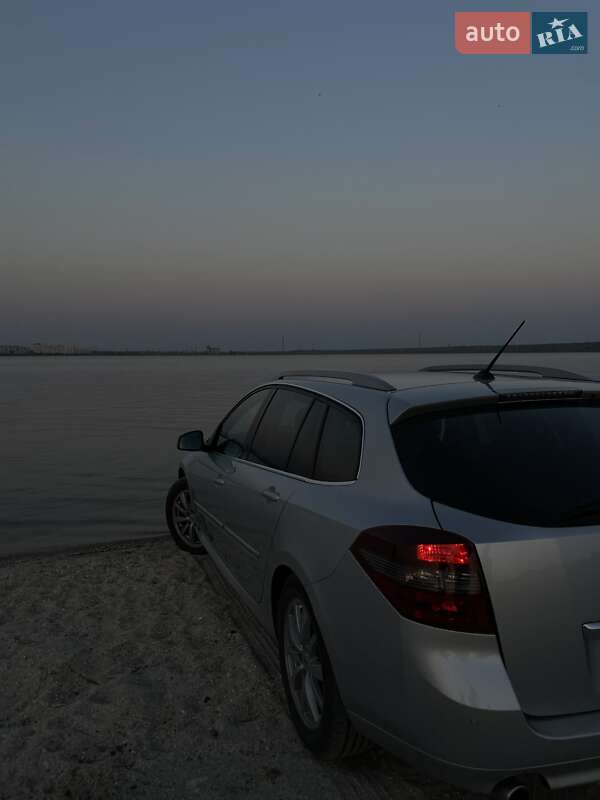 Renault Laguna 2010 Renault Laguna 2010