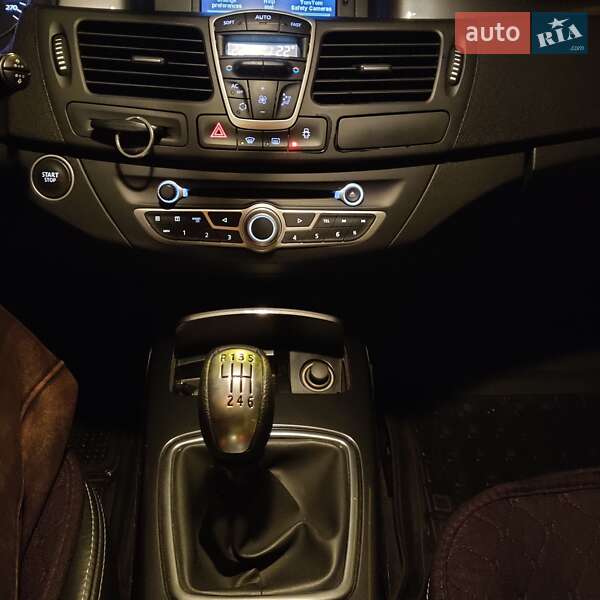 Лифтбек Renault Laguna 2010 в Харькове фото 29 Лифтбек Renault Laguna 2010 в Харькове