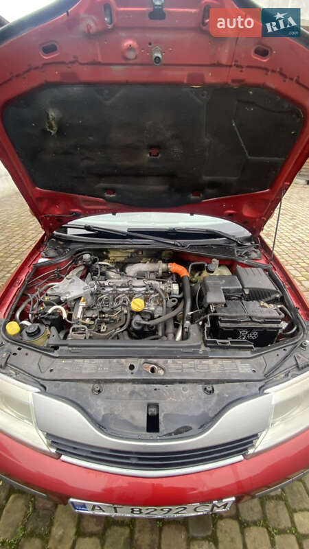 Универсал Renault Laguna 2003 в Ивано-Франковске фото 10 Универсал Renault Laguna 2003 в Ивано-Франковске