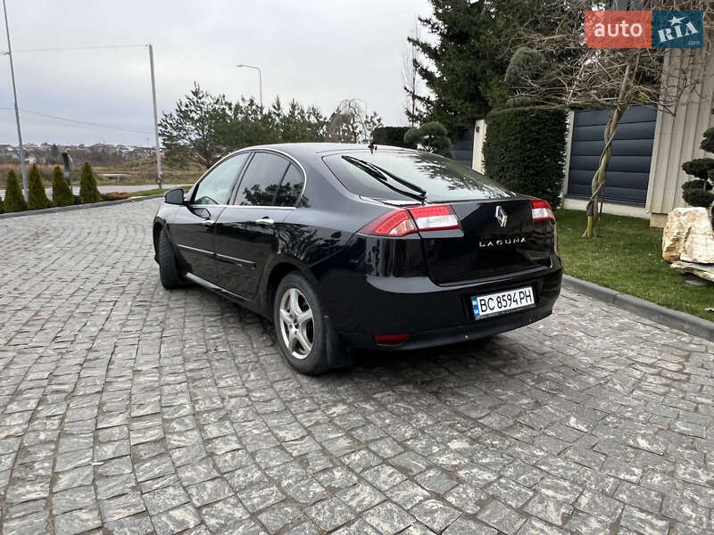 Лифтбек Renault Laguna 2010 в Львове фото 3 Лифтбек Renault Laguna 2010 в Львове