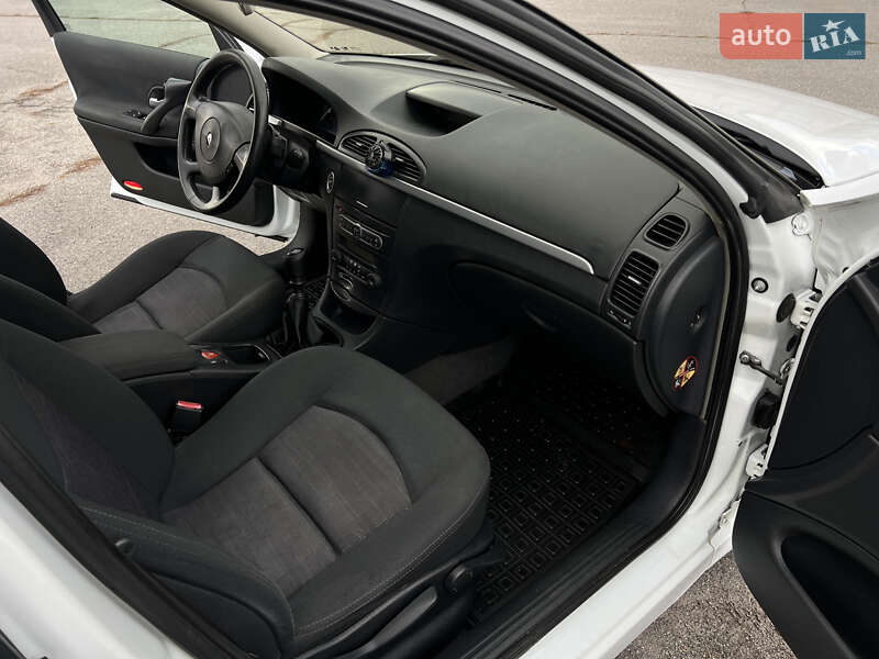 Лифтбек Renault Laguna 2007 в Виннице фото 10 Лифтбек Renault Laguna 2007 в Виннице
