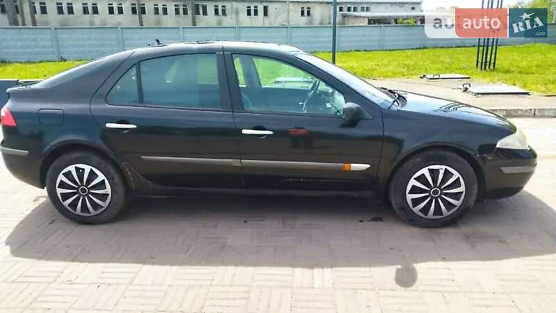 Ліфтбек Renault Laguna 2004 в Гусятині