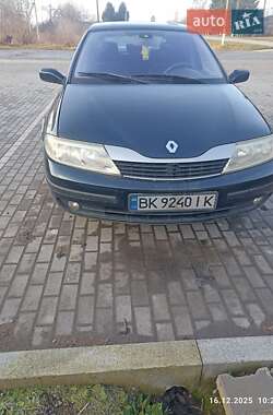 Ліфтбек Renault Laguna 2002 в Кореці