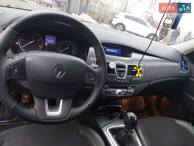 Ліфтбек Renault Laguna 2010 в Хмельницькому фото 14 Ліфтбек Renault Laguna 2010 в Хмельницькому
