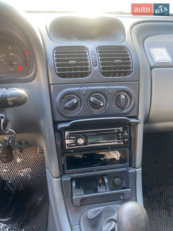 Ліфтбек Renault Laguna 1999 в Львові фото 4 Ліфтбек Renault Laguna 1999 в Львові
